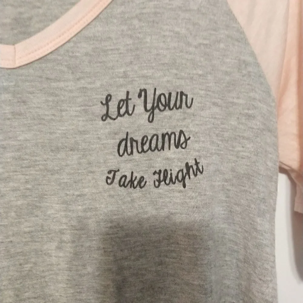 Daily Specials Graphic baseball tee pink gray